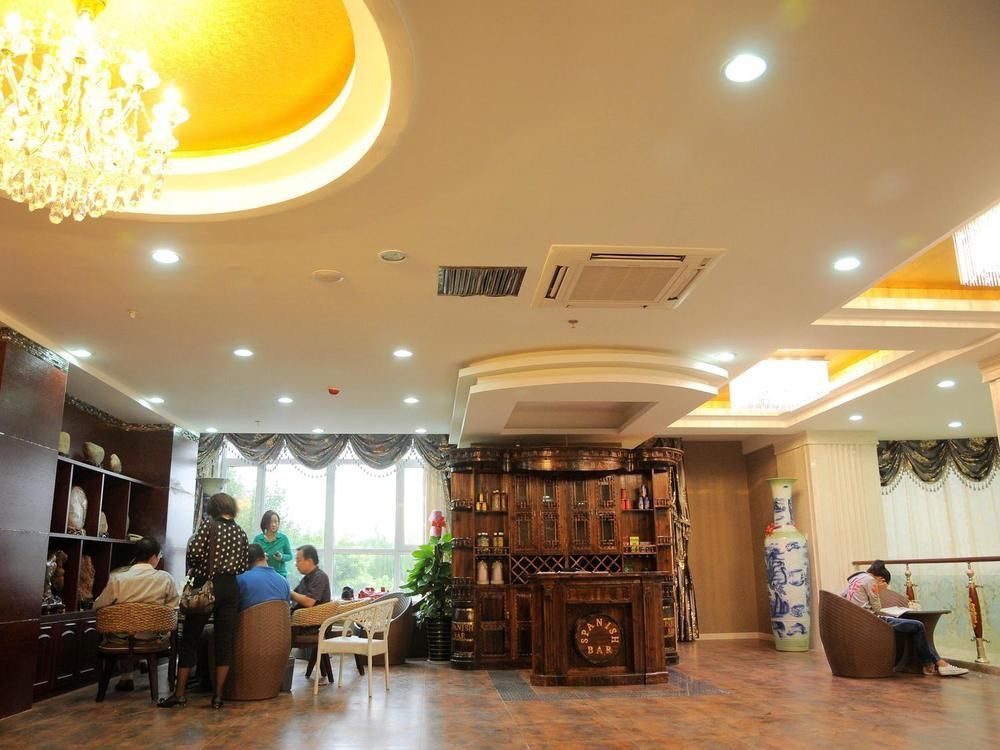 Zhongwei Longcheng Hotel Экстерьер фото